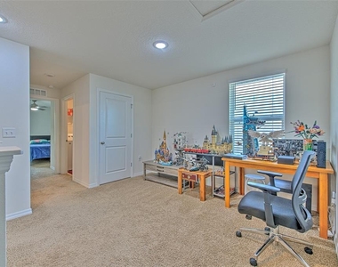 11402 Stone Pine Street - Photo Thumbnail 27