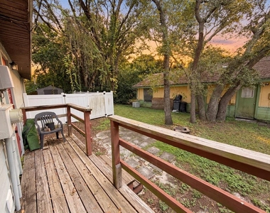 1788 Poinsettia Avenue - Photo Thumbnail 9
