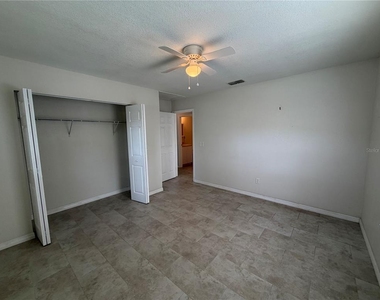 1788 Poinsettia Avenue - Photo Thumbnail 7