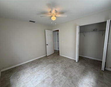 1788 Poinsettia Avenue - Photo Thumbnail 8
