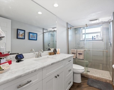 5200 Brittany Drive S - Photo Thumbnail 22