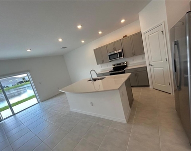 2287 Paravane Way - Photo Thumbnail 5