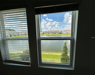 2287 Paravane Way - Photo Thumbnail 10
