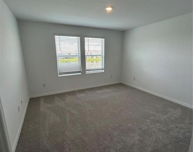 2287 Paravane Way - Photo Thumbnail 9