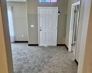113 Long Pine Drive - Photo Thumbnail 2