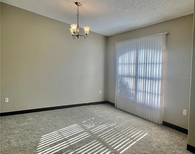 113 Long Pine Drive - Photo Thumbnail 3
