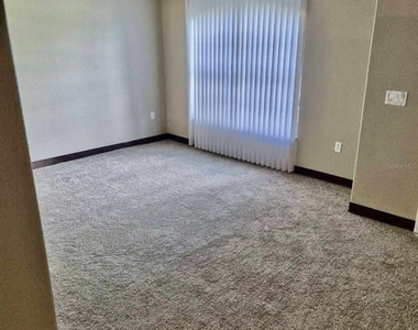 113 Long Pine Drive - Photo Thumbnail 4