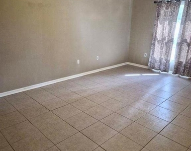 113 Long Pine Drive - Photo Thumbnail 10