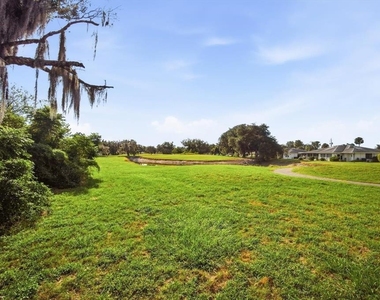 302 Canton Court - Photo Thumbnail 21