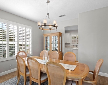 540 Harbor Grove Circle - Photo Thumbnail 12