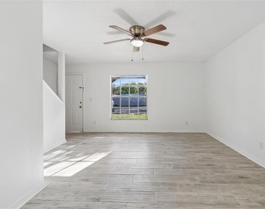 5182 Sunridge Palms Drive - Photo Thumbnail 15