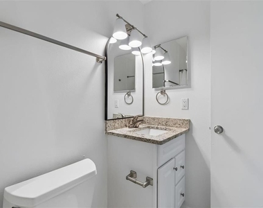 5182 Sunridge Palms Drive - Photo Thumbnail 46