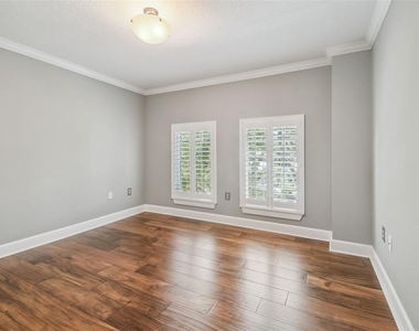 435 S Oregon Avenue E - Photo Thumbnail 19