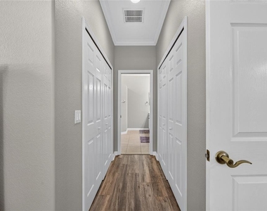 5804 Hidden Falls Lane - Photo Thumbnail 12