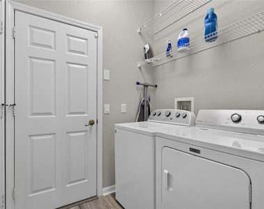 5804 Hidden Falls Lane - Photo Thumbnail 47