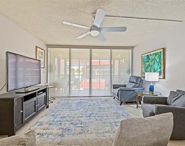 17580 Gulf Boulevard - Photo Thumbnail 22