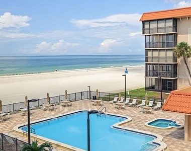 17580 Gulf Boulevard - Photo Thumbnail 12