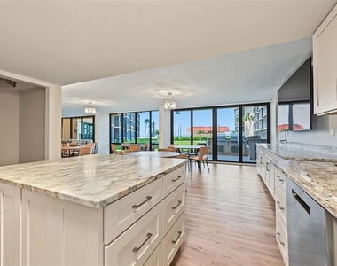 17580 Gulf Boulevard - Photo Thumbnail 62