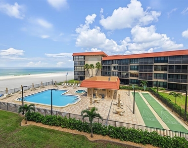 17580 Gulf Boulevard - Photo Thumbnail 36