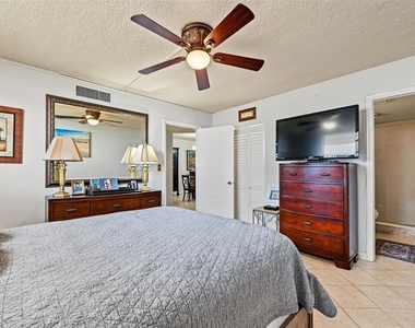17580 Gulf Boulevard - Photo Thumbnail 41