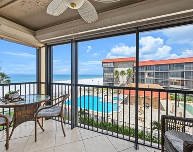 17580 Gulf Boulevard - Photo Thumbnail 11
