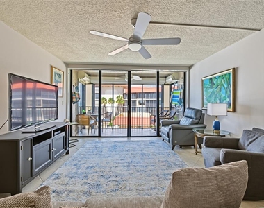 17580 Gulf Boulevard - Photo Thumbnail 20