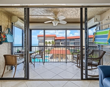 17580 Gulf Boulevard - Photo Thumbnail 9