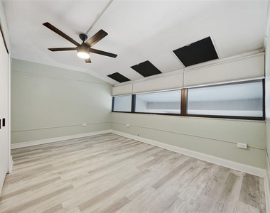 4141 Bayshore Boulevard - Photo Thumbnail 12
