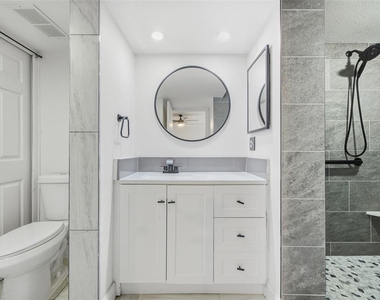 4141 Bayshore Boulevard - Photo Thumbnail 10