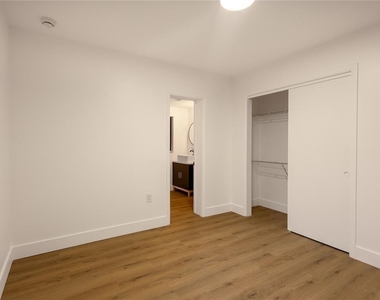 307 Glen Burnie Avenue - Photo Thumbnail 8