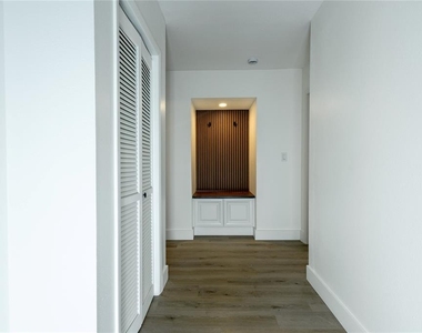 307 Glen Burnie Avenue - Photo Thumbnail 16