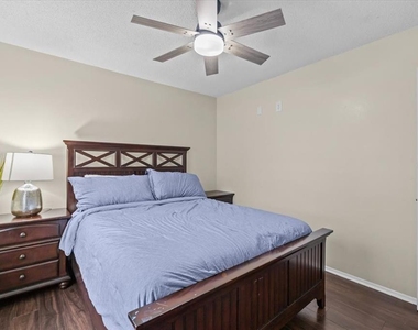 7318 S Kissimmee Street - Photo Thumbnail 16