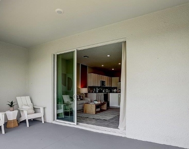 11208 Treasure Swale Way - Photo Thumbnail 8