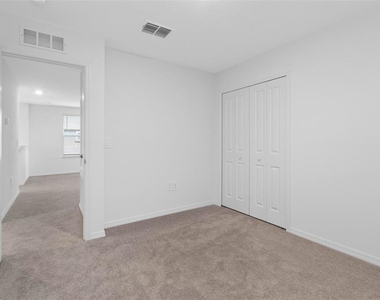 12409 Parsons Isle Terrace - Photo Thumbnail 35