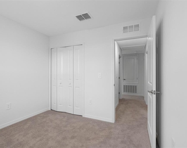 12409 Parsons Isle Terrace - Photo Thumbnail 40