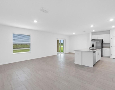 12409 Parsons Isle Terrace - Photo Thumbnail 13