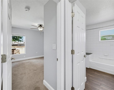5719 Sweetheart Court - Photo Thumbnail 24