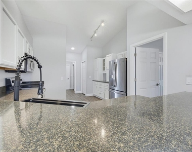5719 Sweetheart Court - Photo Thumbnail 40