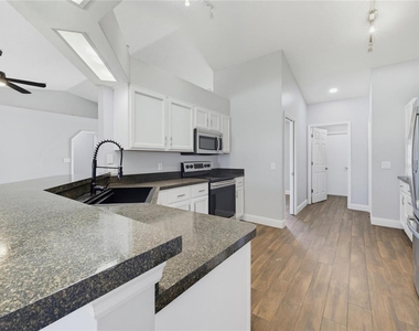 5719 Sweetheart Court - Photo Thumbnail 33