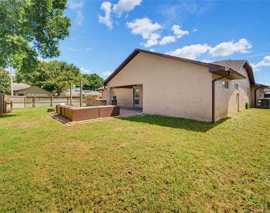 5719 Sweetheart Court - Photo Thumbnail 15