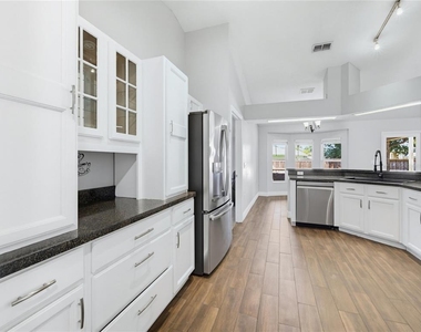 5719 Sweetheart Court - Photo Thumbnail 35