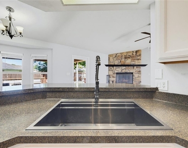 5719 Sweetheart Court - Photo Thumbnail 37