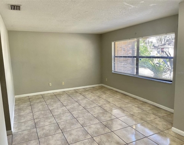 4485 White Oak Circle - Photo Thumbnail 9