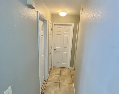 4485 White Oak Circle - Photo Thumbnail 6