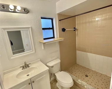 4485 White Oak Circle - Photo Thumbnail 13