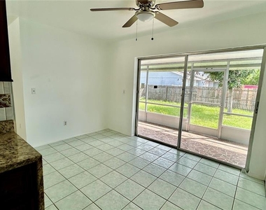 2612 London Bridge Court - Photo Thumbnail 5