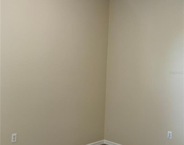 12735 Boggy Pointe Drive - Photo Thumbnail 9