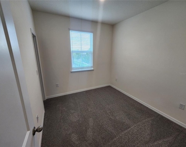 4429 Small Creek Road - Photo Thumbnail 16