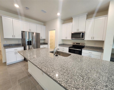 4429 Small Creek Road - Photo Thumbnail 3