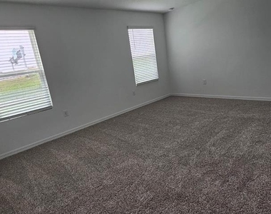2110 Crape Jasmine Lane - Photo Thumbnail 3